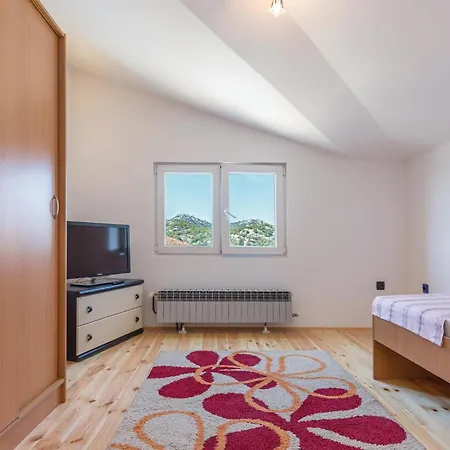 Three-bedroom In Appartement Rogotin